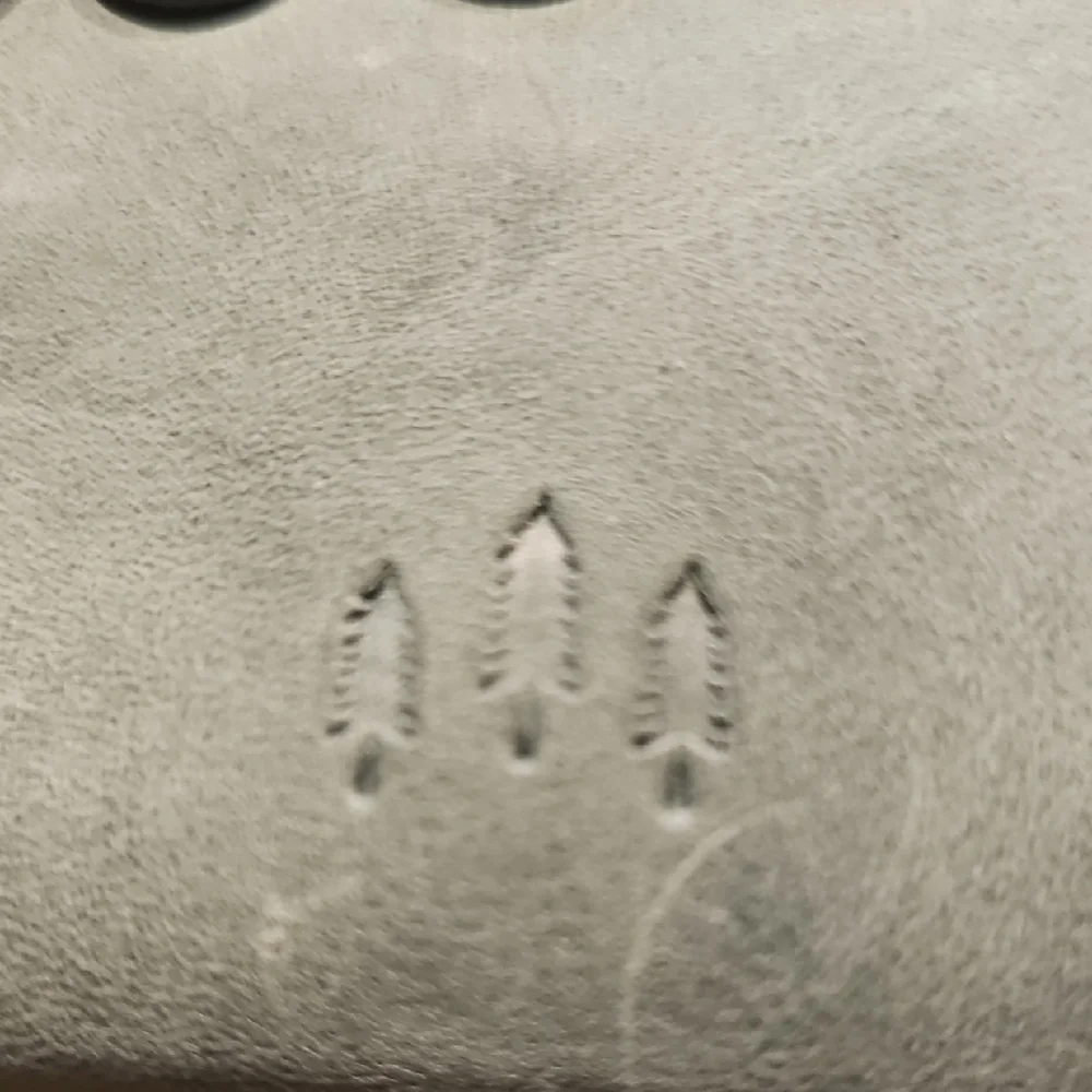 Portland Leather Cucumber Coin Purse - Picture 5 of 5